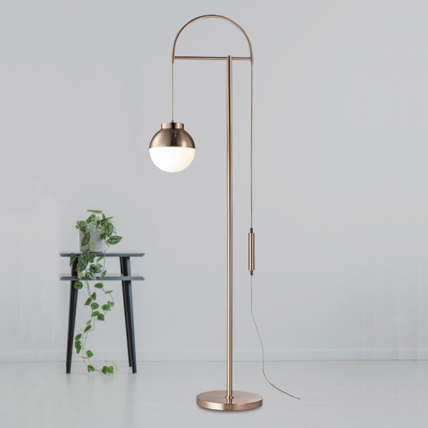 金光熠熠滿月立燈